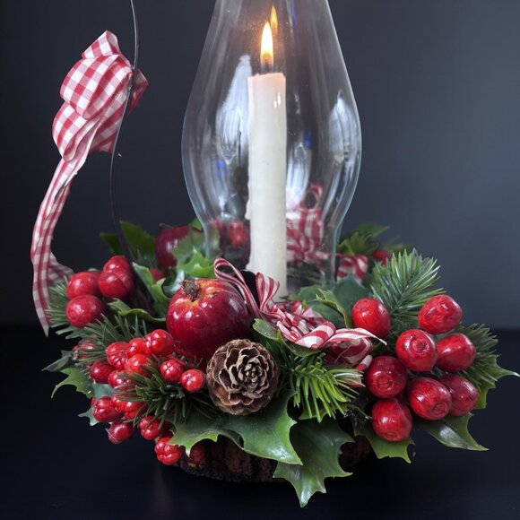 Vintage Christmas Holly & Berry Candle Holder with Glass Globe Hurricane Candle - Picture 12 of 13